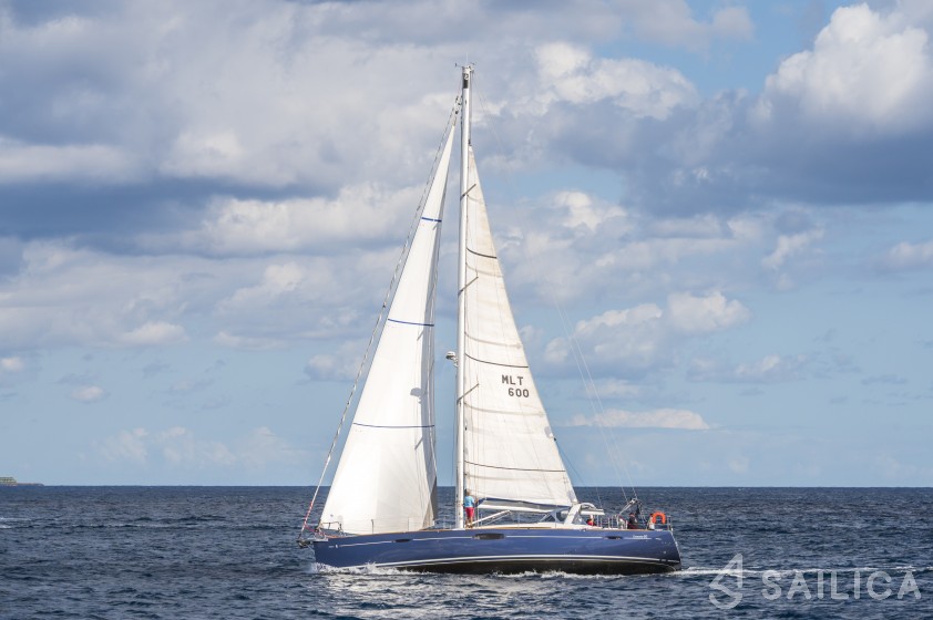Oceanis 60 - Yacht Charter Sailica