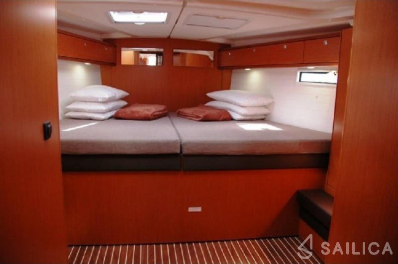 Bavaria 51 Cruiser - Yacht Charter Sailica