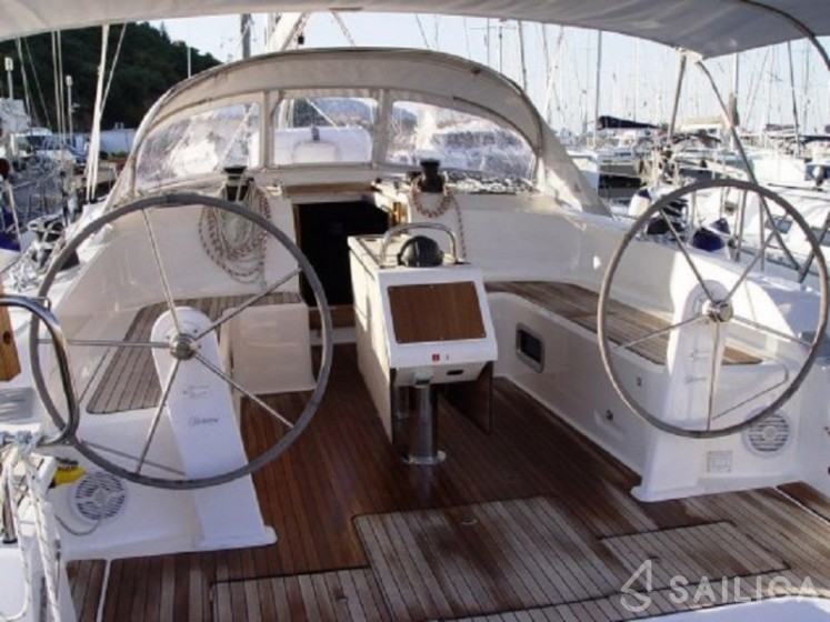 Bavaria 51 Cruiser - Yacht Charter Sailica