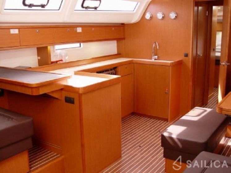 Bavaria 51 Cruiser - Yacht Charter Sailica