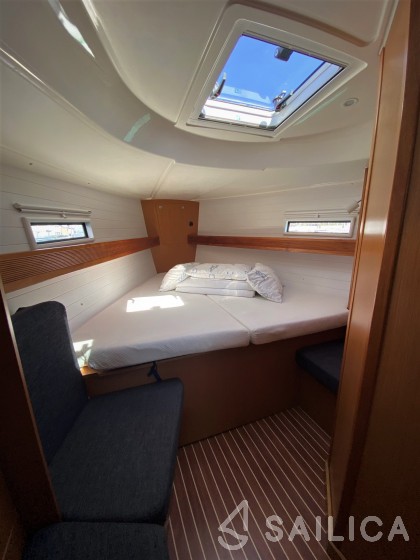 Bavaria 40 Cruiser - Yacht Charter Sailica