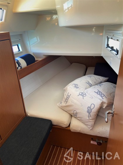 Bavaria 40 Cruiser - Yacht Charter Sailica