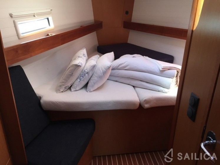 Bavaria 40 Cruiser - Yacht Charter Sailica