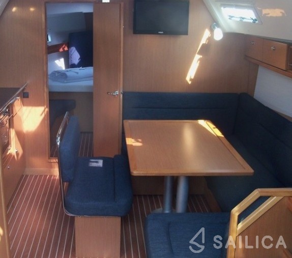 Bavaria 40 Cruiser - Yacht Charter Sailica