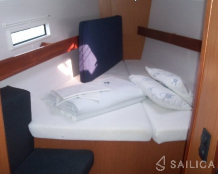 Bavaria 40 Cruiser - Yacht Charter Sailica