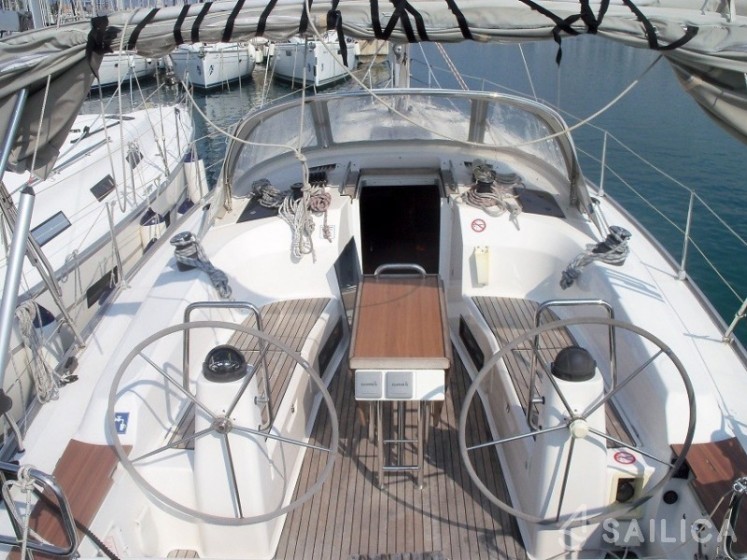 Bavaria 40 Cruiser - Yacht Charter Sailica