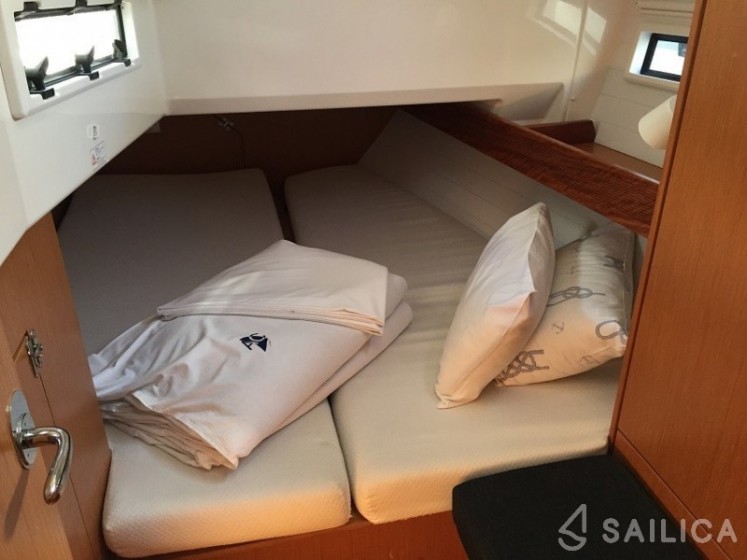 Bavaria 40 Cruiser - Yacht Charter Sailica
