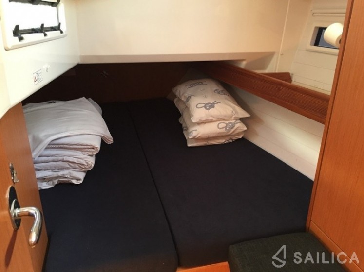 Bavaria 40 Cruiser - Yacht Charter Sailica