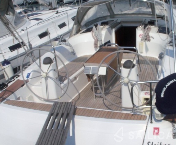 Bavaria 40 Cruiser - Yacht Charter Sailica