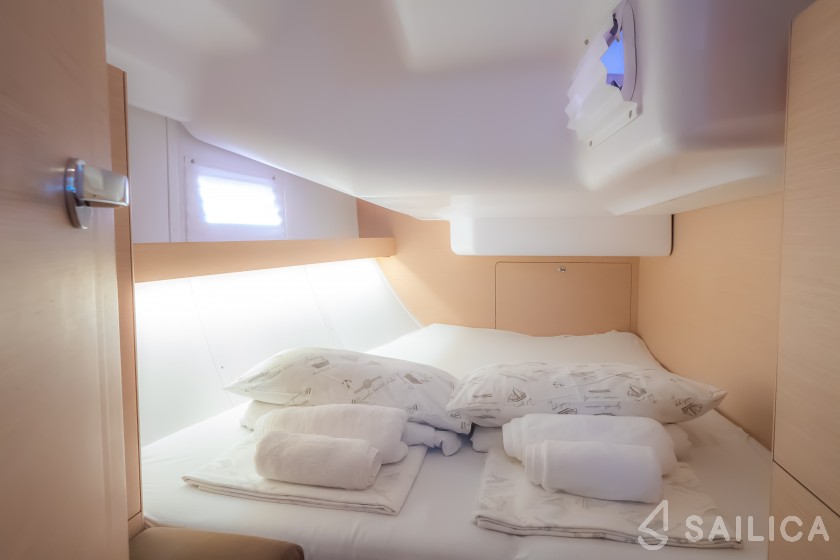 Elan Impression 45.1 - Yacht Charter Sailica