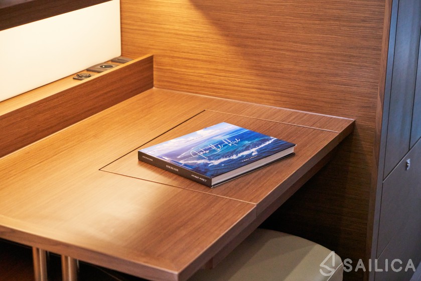 Nautitech 46 Fly - Yacht Charter Sailica