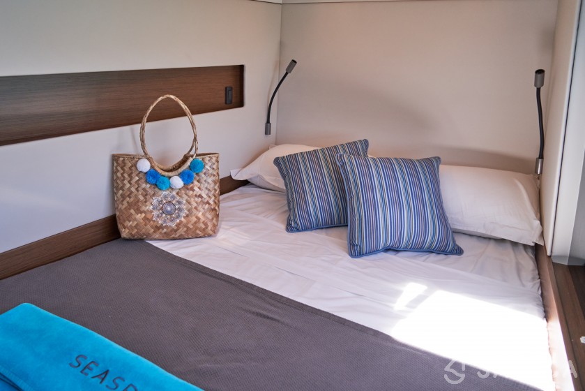 Nautitech 46 Fly - Yacht Charter Sailica