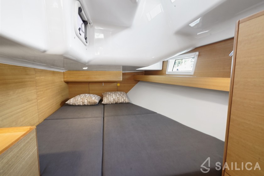 Elan 40.1 - Yacht Charter Sailica