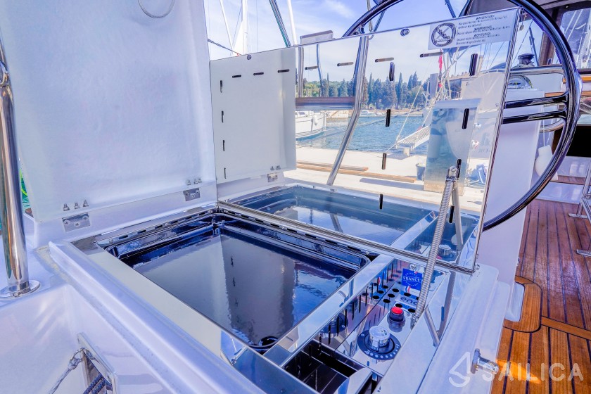 Elan 40.1 - Yacht Charter Sailica