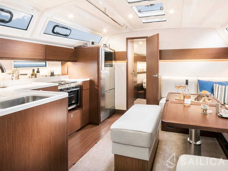 Bavaria Cruiser 46 Style - Yacht Charter Sailica