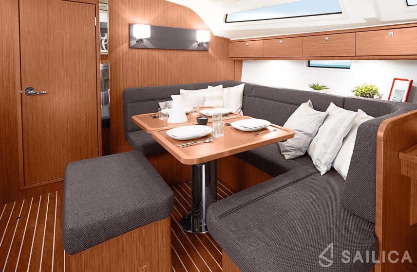 Bavaria 41 Cruiser - Yacht Charter Sailica