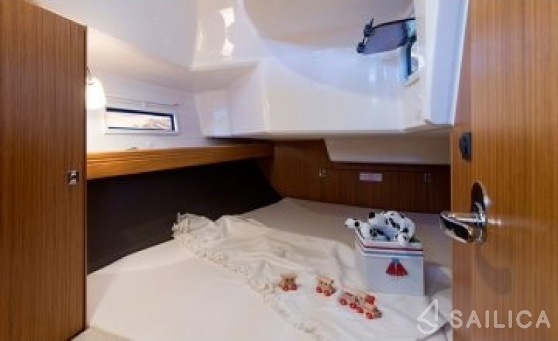 Bavaria 41 Cruiser - Yacht Charter Sailica