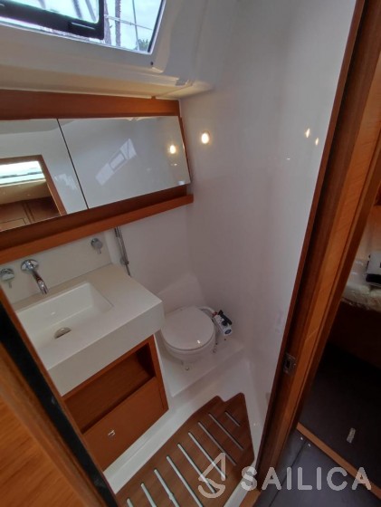 Dufour 470 - Yacht Charter Sailica