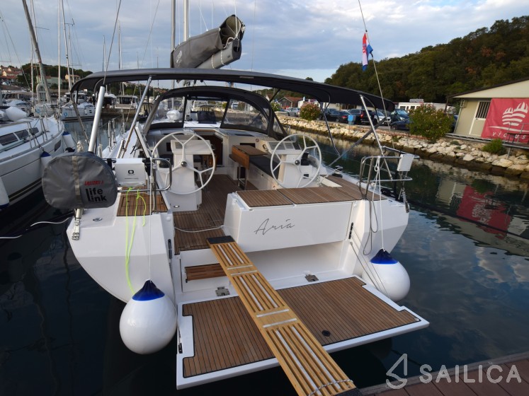 Bavaria C45 Style - Yacht Charter Sailica