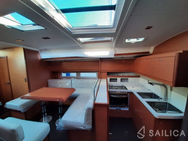 Dufour 530 - Yacht Charter Sailica