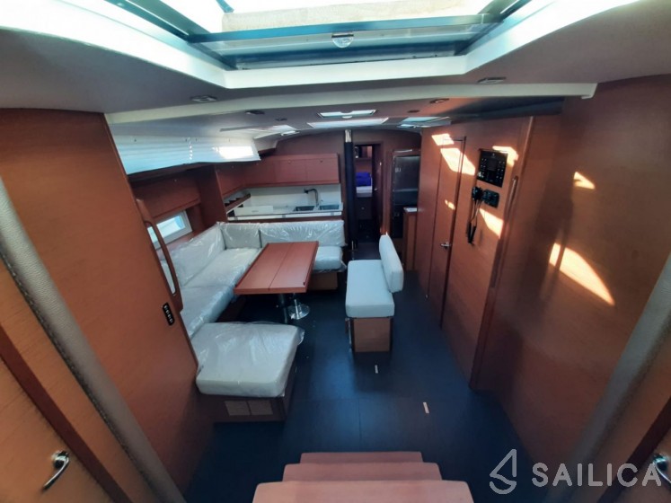 Dufour 530 - Yacht Charter Sailica