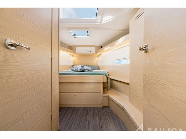 Dufour 430 - Yacht Charter Sailica