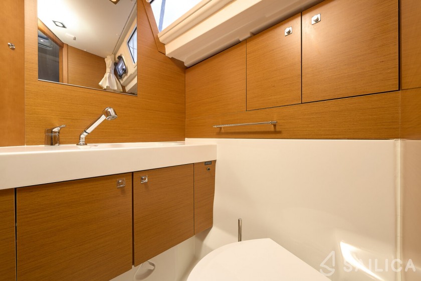 Sun Odyssey 479 - Yacht Charter Sailica