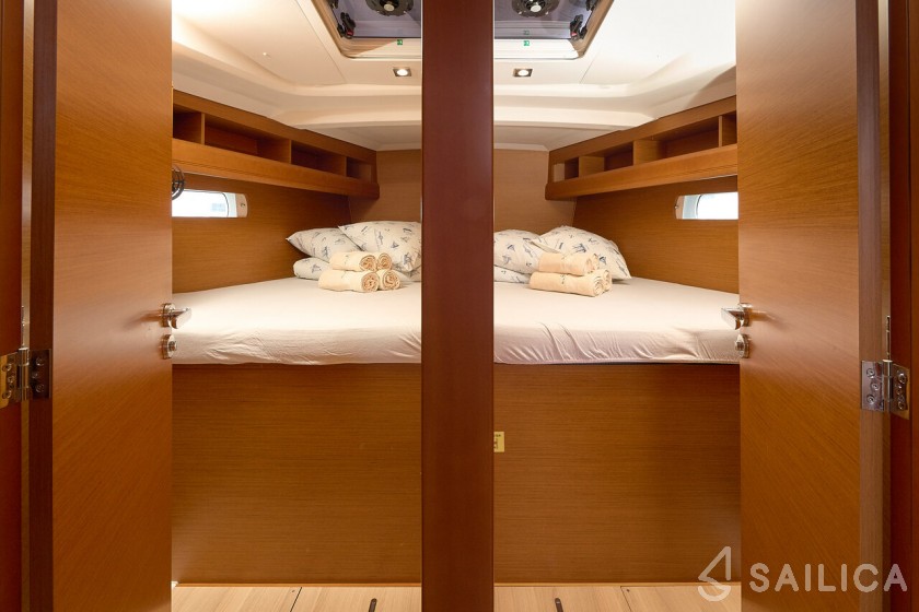 Sun Odyssey 479 - Yacht Charter Sailica