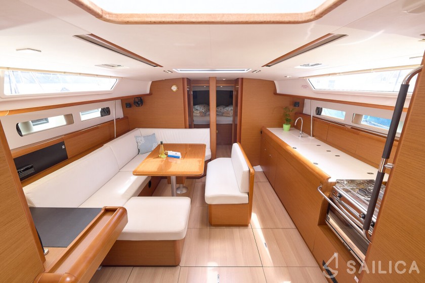 Sun Odyssey 479 - Yacht Charter Sailica