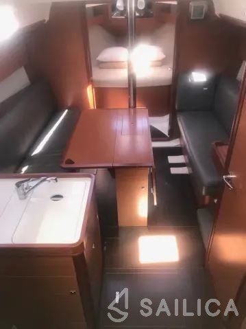Dufour 360 GL - Yacht Charter Sailica