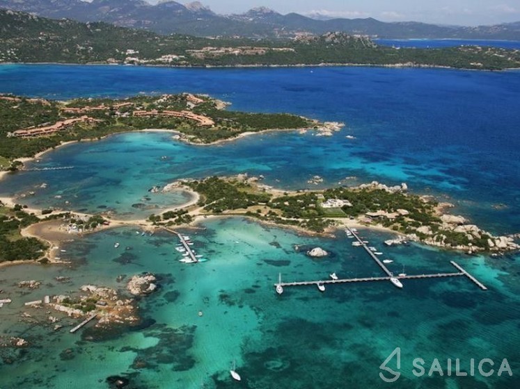Dufour 360 GL - Yacht Charter Sailica