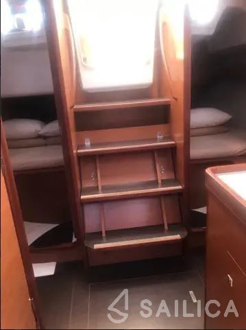Dufour 360 GL - Yacht Charter Sailica