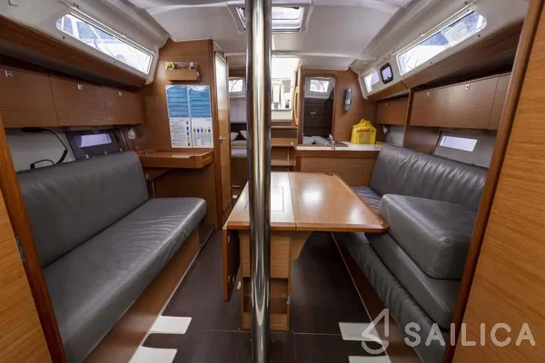 Dufour 360 GL - Yacht Charter Sailica