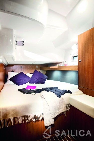 Bavaria 46 Cruiser - Yacht Charter Sailica