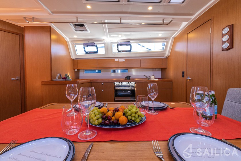 Bavaria 46 Cruiser - Yacht Charter Sailica