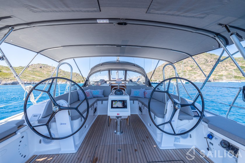 Bavaria 46 Cruiser - Yacht Charter Sailica