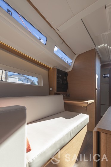 Sun Odyssey 380 - Yacht Charter Sailica