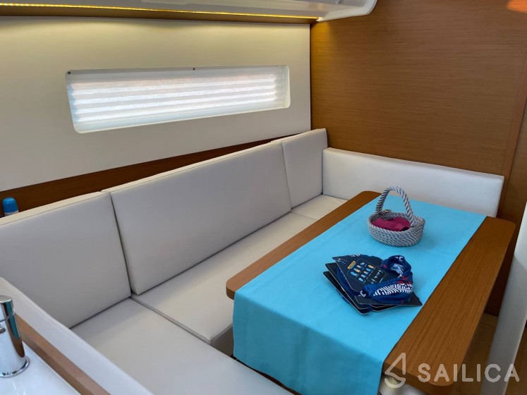Sun Odyssey 380 - Yacht Charter Sailica
