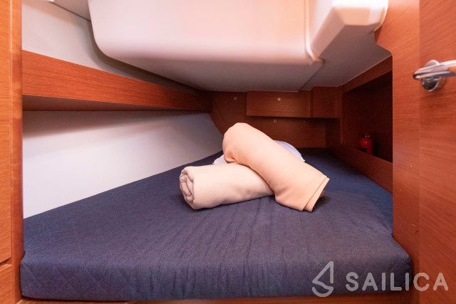 Dufour 382 GL - Yacht Charter Sailica
