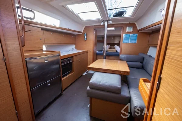 Dufour 382 GL - Yacht Charter Sailica