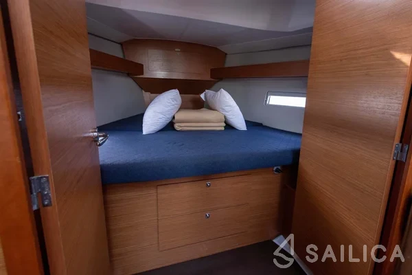 Dufour 382 GL - Yacht Charter Sailica