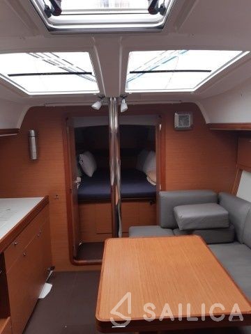 Dufour 382 GL - Yacht Charter Sailica