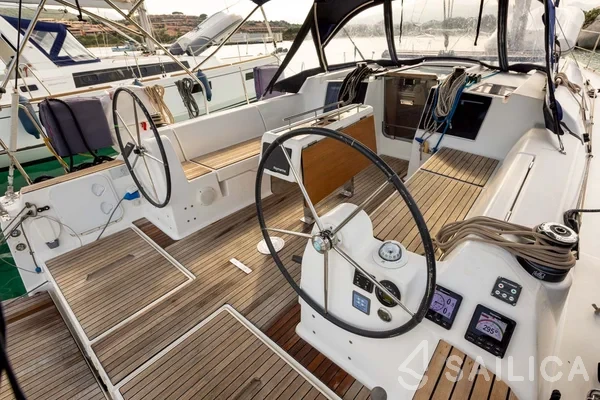 Dufour 382 GL - Yacht Charter Sailica