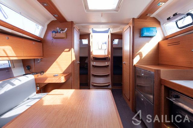 Dufour 382 GL - Yacht Charter Sailica
