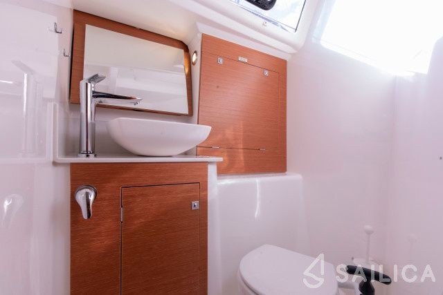 Dufour 382 GL - Yacht Charter Sailica