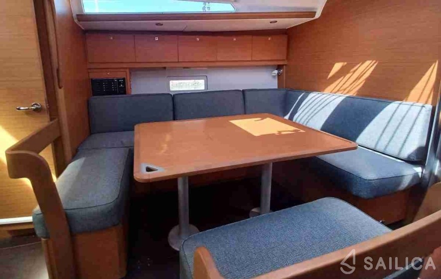 Dufour 430 - Yacht Charter Sailica