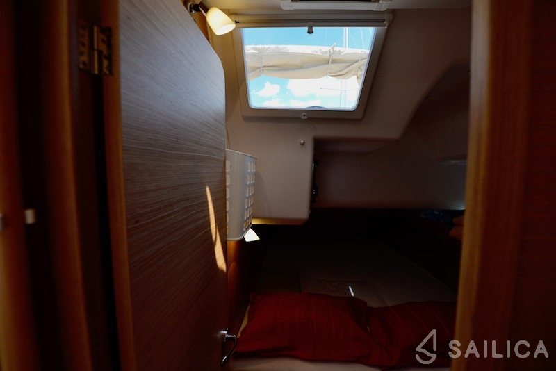 Dufour 460 GL - Yacht Charter Sailica