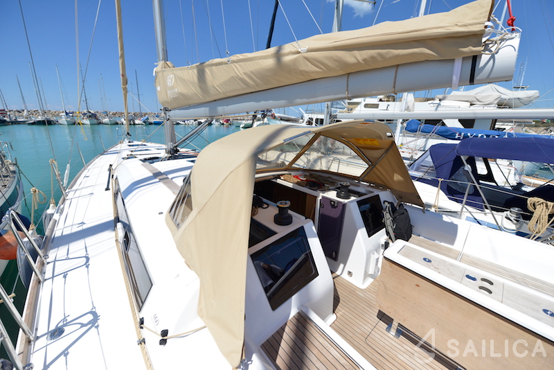 Dufour 460 GL - Yacht Charter Sailica