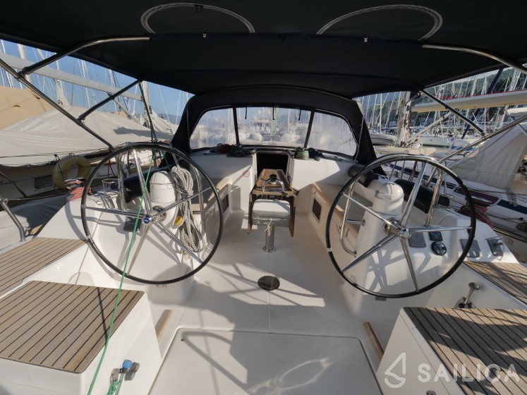 Dufour 445 GL - Yacht Charter Sailica