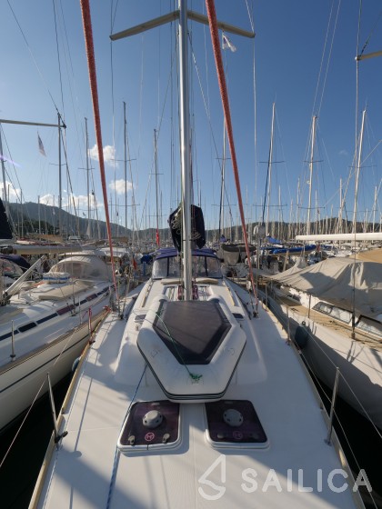 Dufour 445 GL - Yacht Charter Sailica